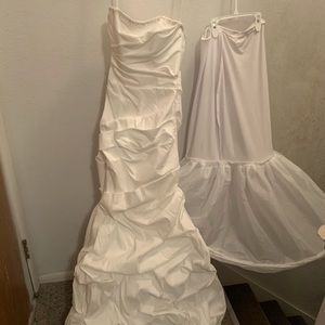Wedding dress